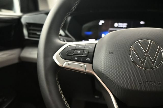 Used 2024 Volkswagen Taos S FWD image 15