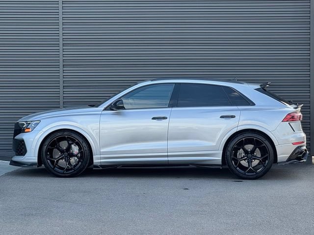 Used 2026 Audi RS Q8 performance AWD/4WD image 2