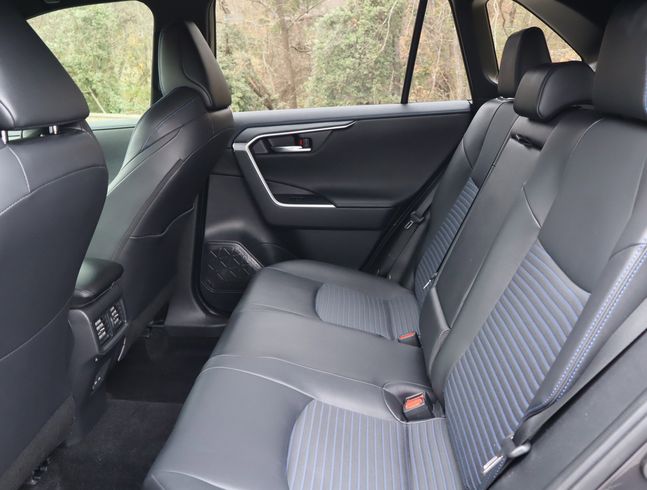 Used 2023 Toyota RAV4 XSE image 36