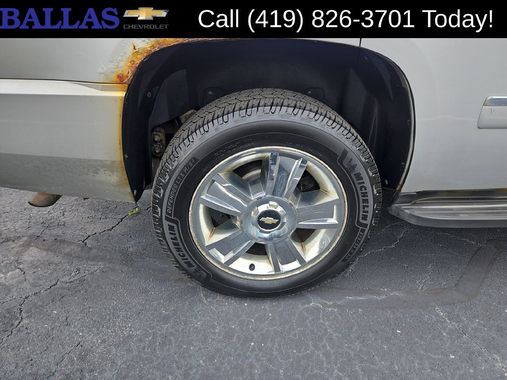Used 2010 Chevrolet Tahoe LTZ AWD/4WD image 36