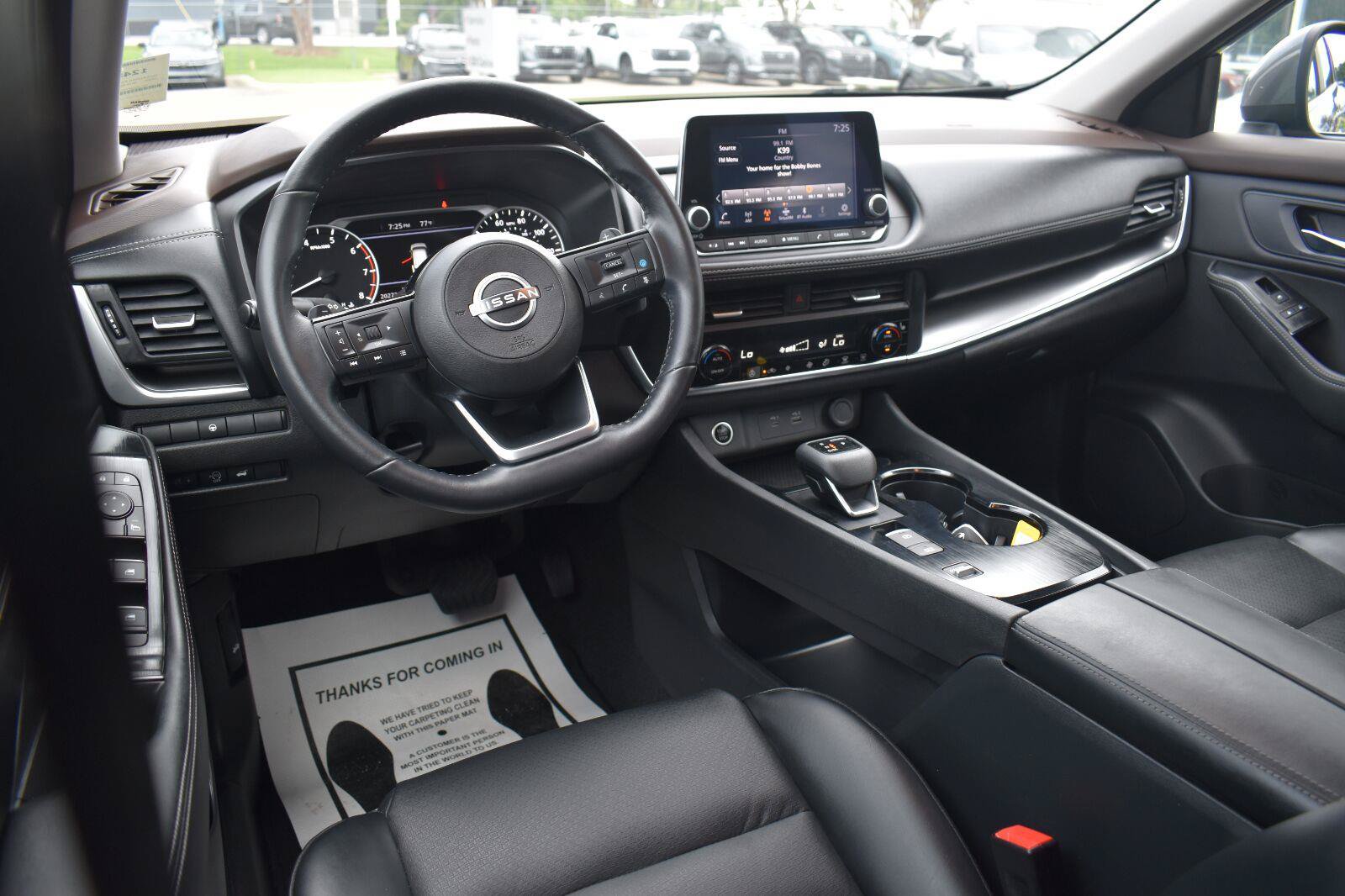 Used 2023 Nissan Rogue SV w/ SV Premium B Package FWD image 26