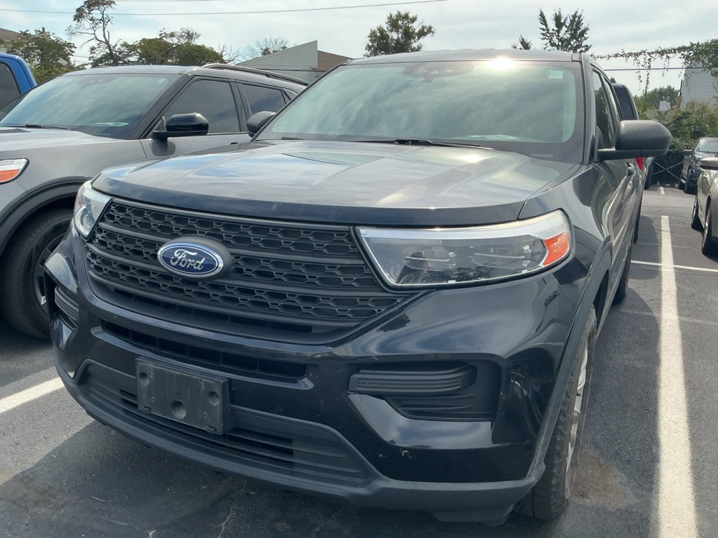 Used 2021 Ford Explorer 4WD w/ Class III Trailer Tow Package image 2
