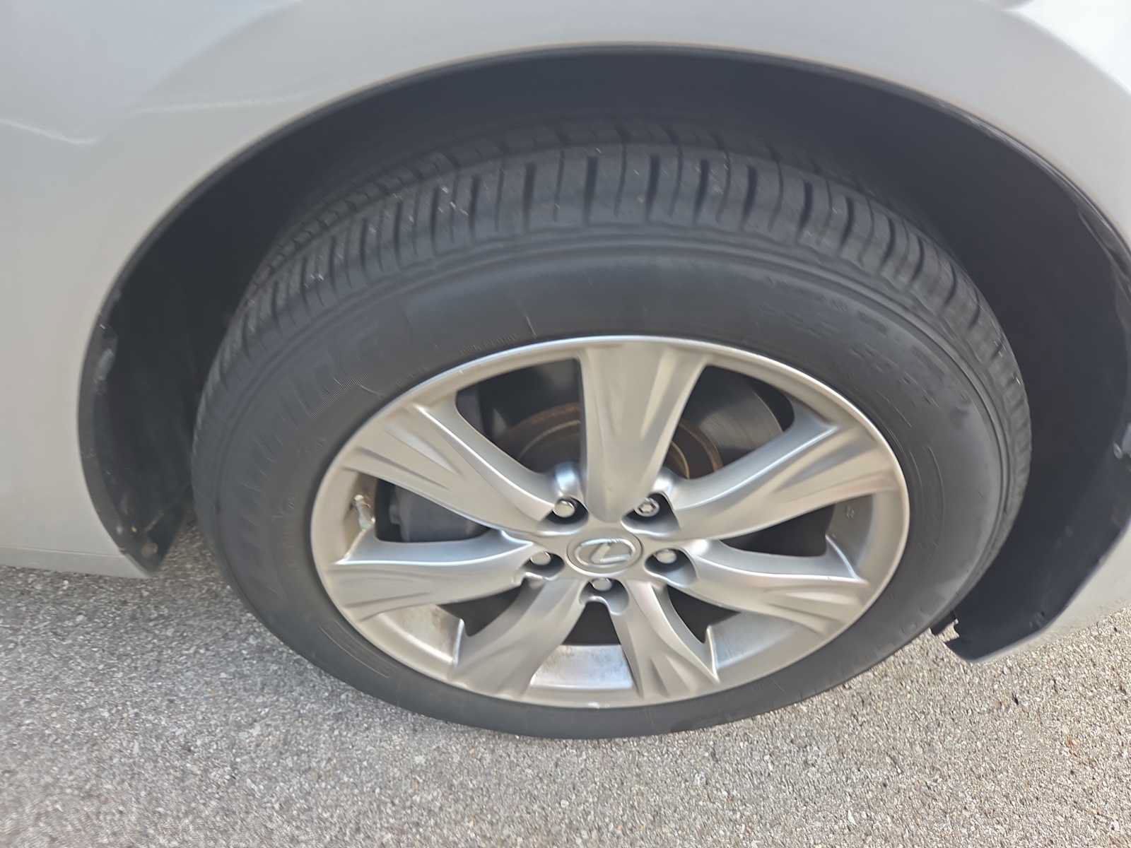 Used 2011 Lexus GS 350 AWD w/ Luxury Value Edition image 2