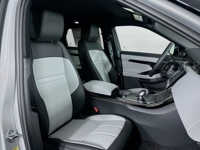Used 2026 Land Rover Range Rover Evoque Dynamic SE AWD/4WD image 26