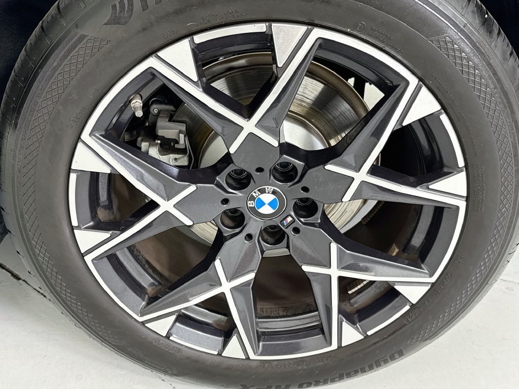 Certified 2026 BMW X3 xDrive30i w/ M Sport Package AWD/4WD image 29