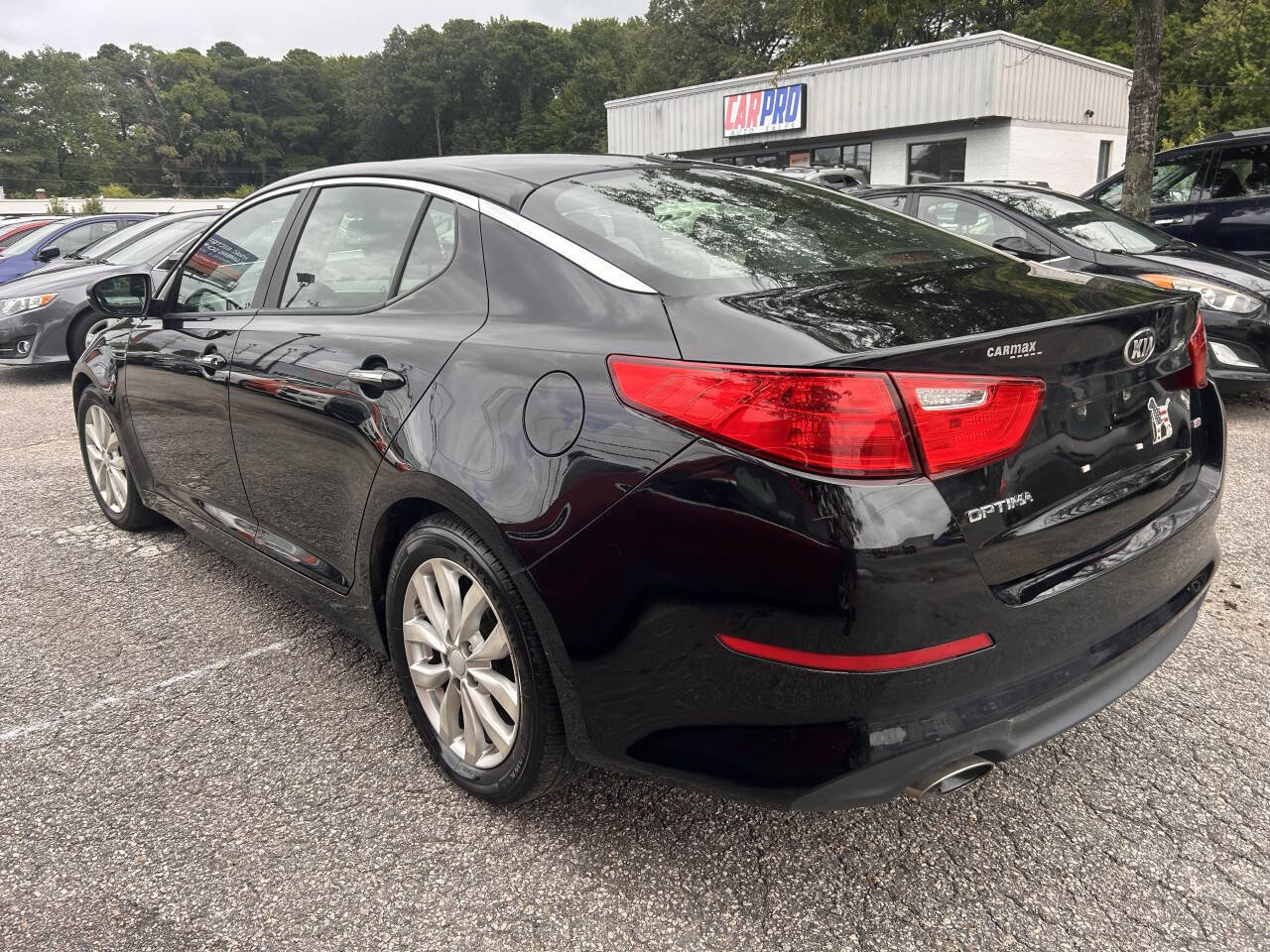 Used 2015 Kia Optima LX FWD image 9
