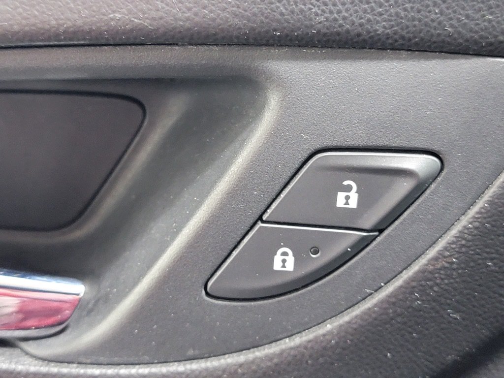 Used 2019 Chevrolet Equinox LT FWD image 27