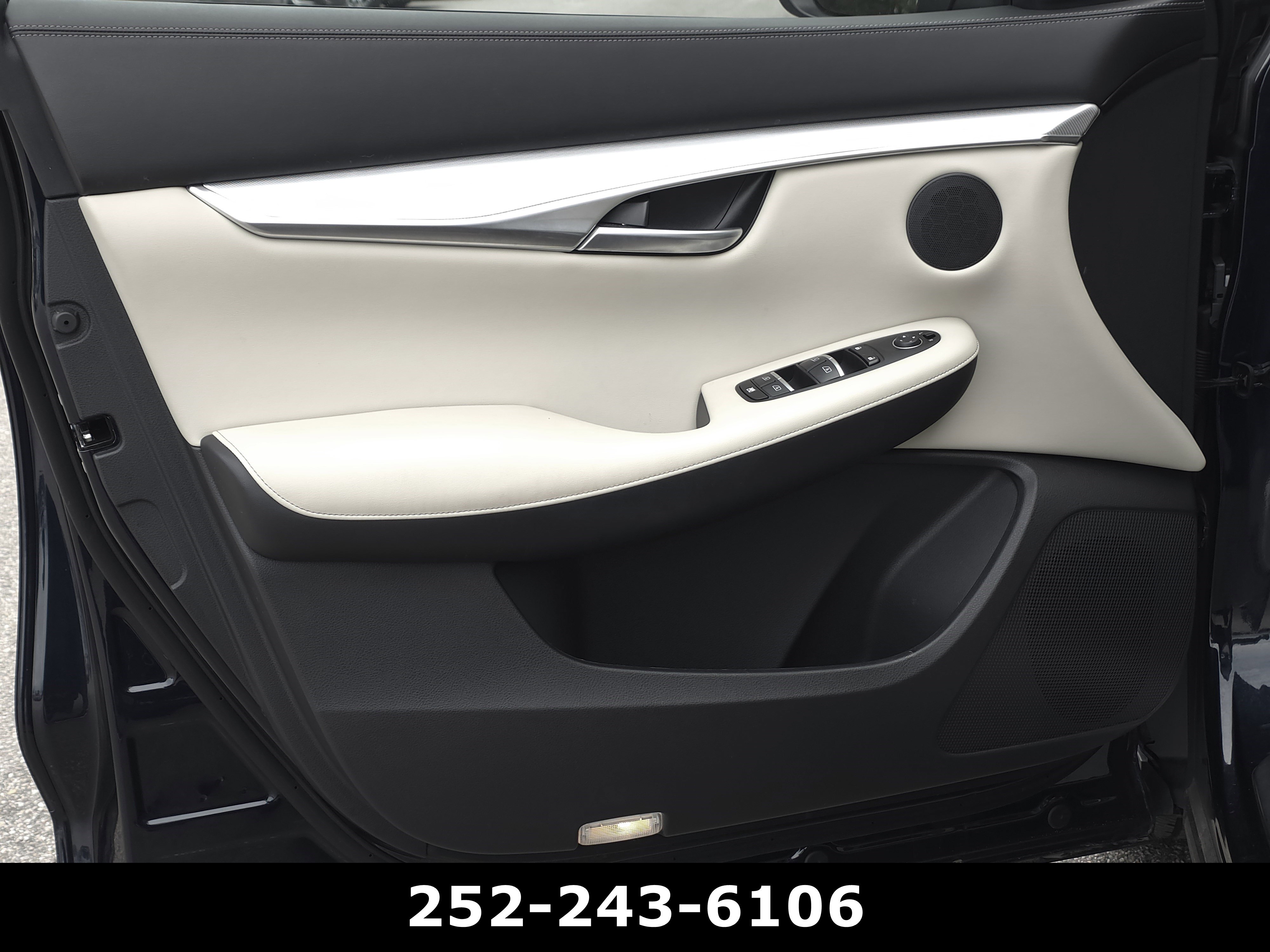 Used 2021 INFINITI QX50 Luxe FWD image 29
