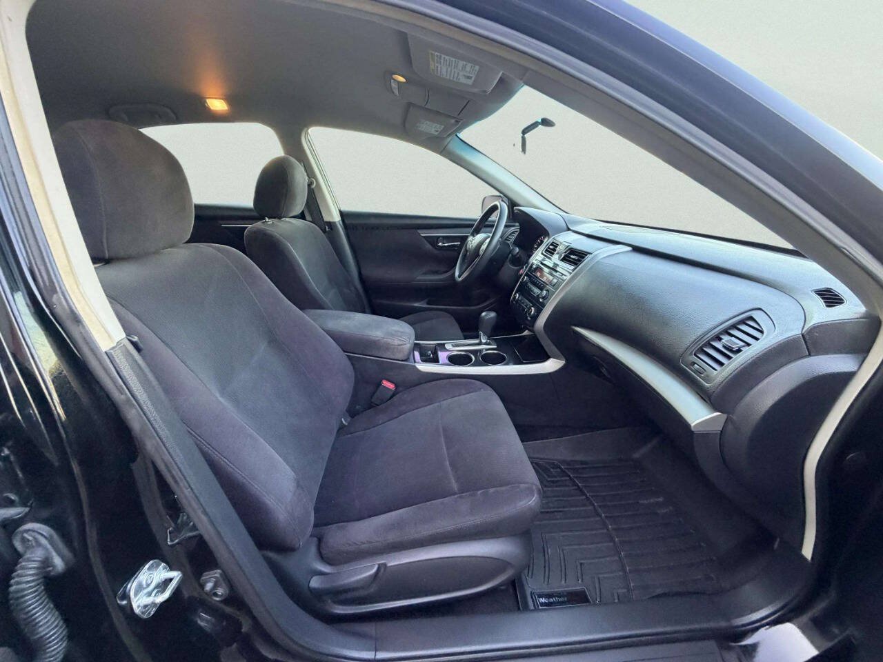 Used 2013 Nissan Altima 2.5 S FWD image 25