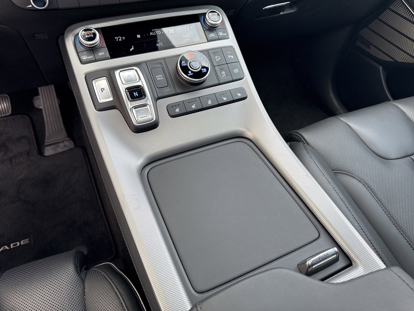 Used 2025 Hyundai Palisade Calligraphy image 30