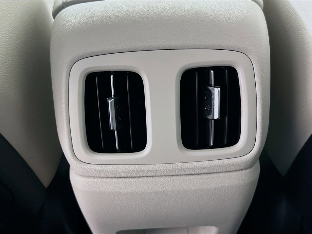 New 2026 Hyundai Tucson Limited w/ Tow & Go Package image 18