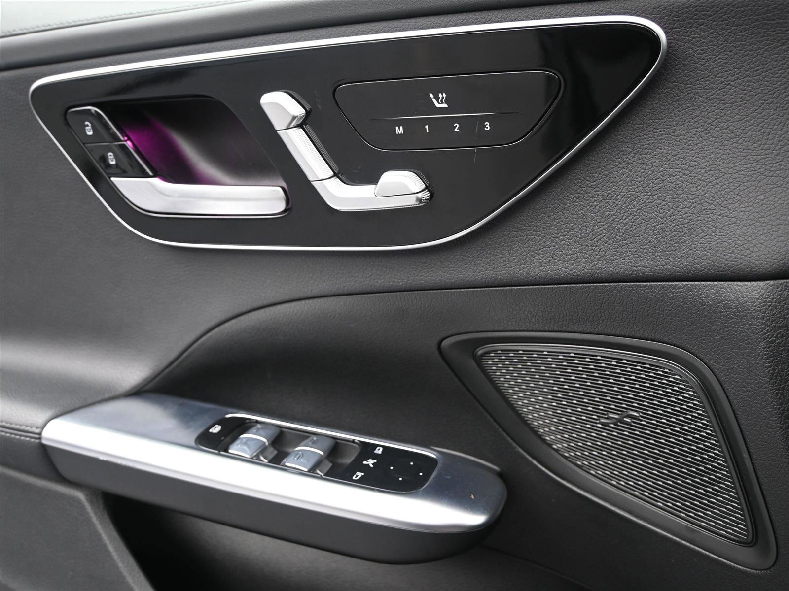 Used 2023 Mercedes-Benz C 300 4MATIC Sedan image 9