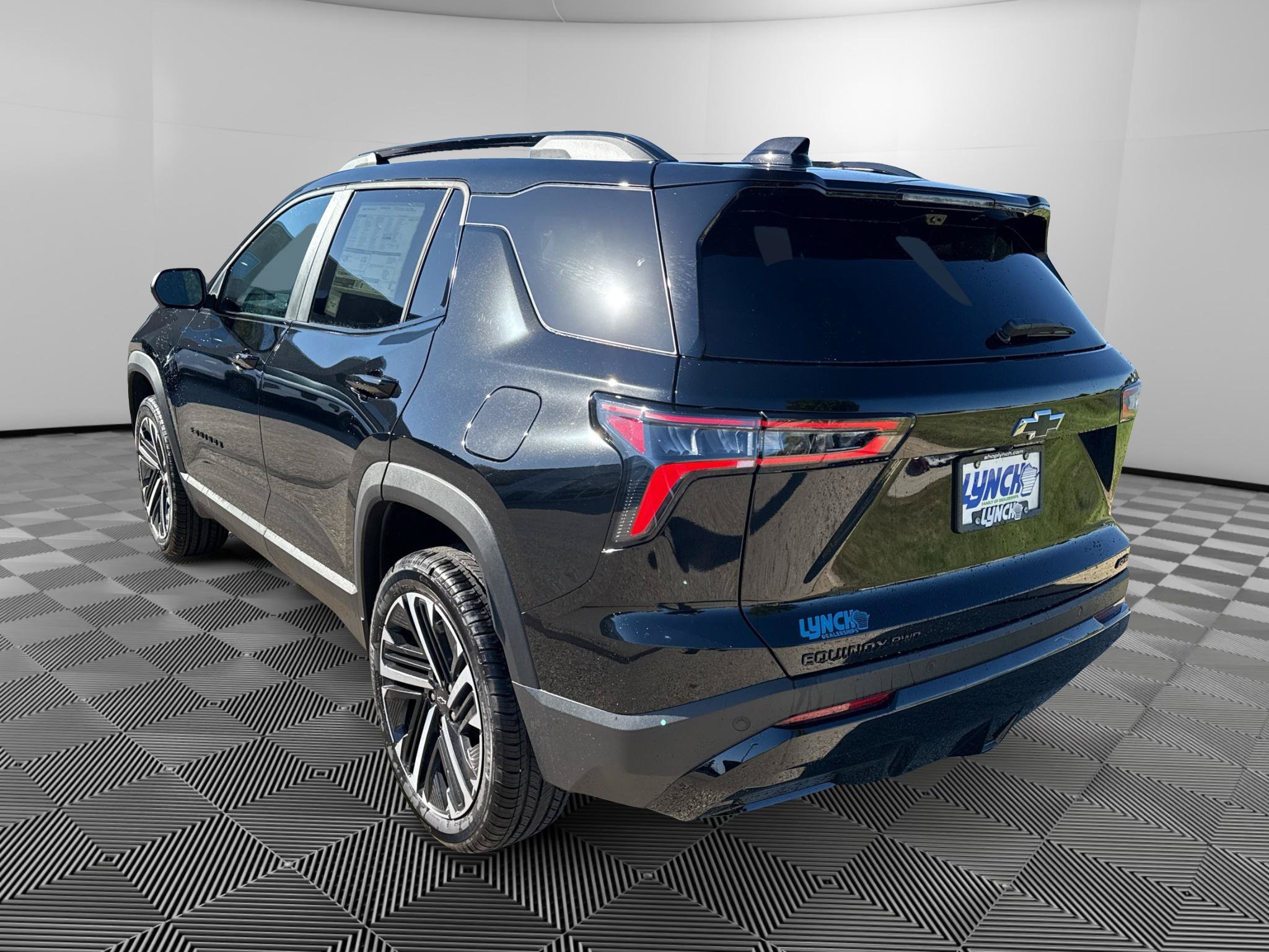 New 2027 Chevrolet Equinox RS w/ Safety and Technology Package AWD/4WD image 3