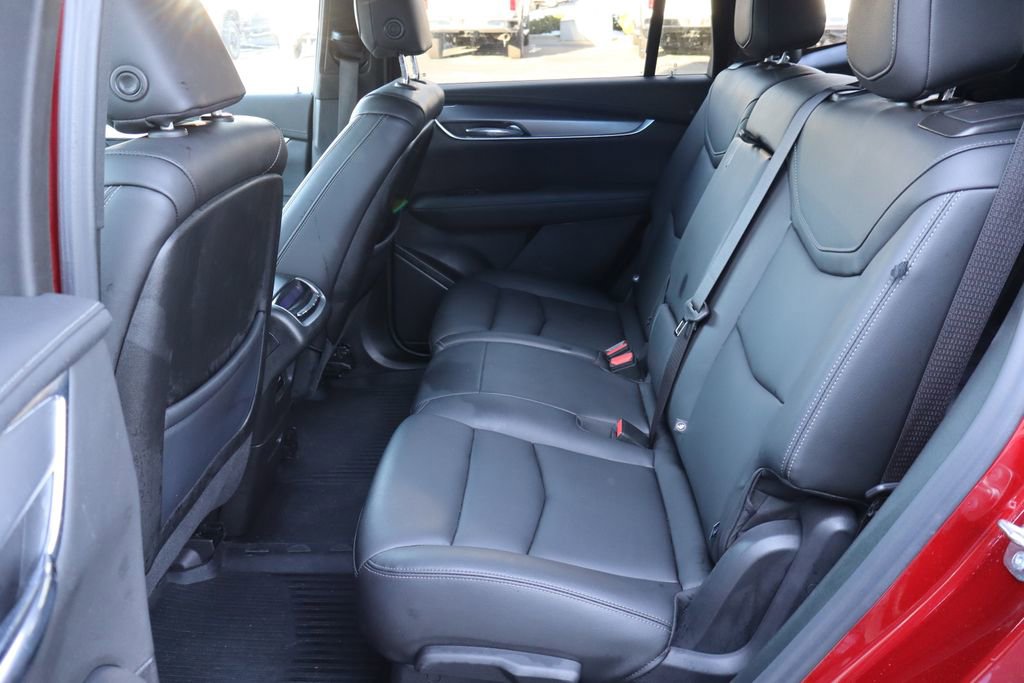 Used 2024 Cadillac XT6 Luxury w/ LPO, Floor Liner Package AWD/4WD image 21