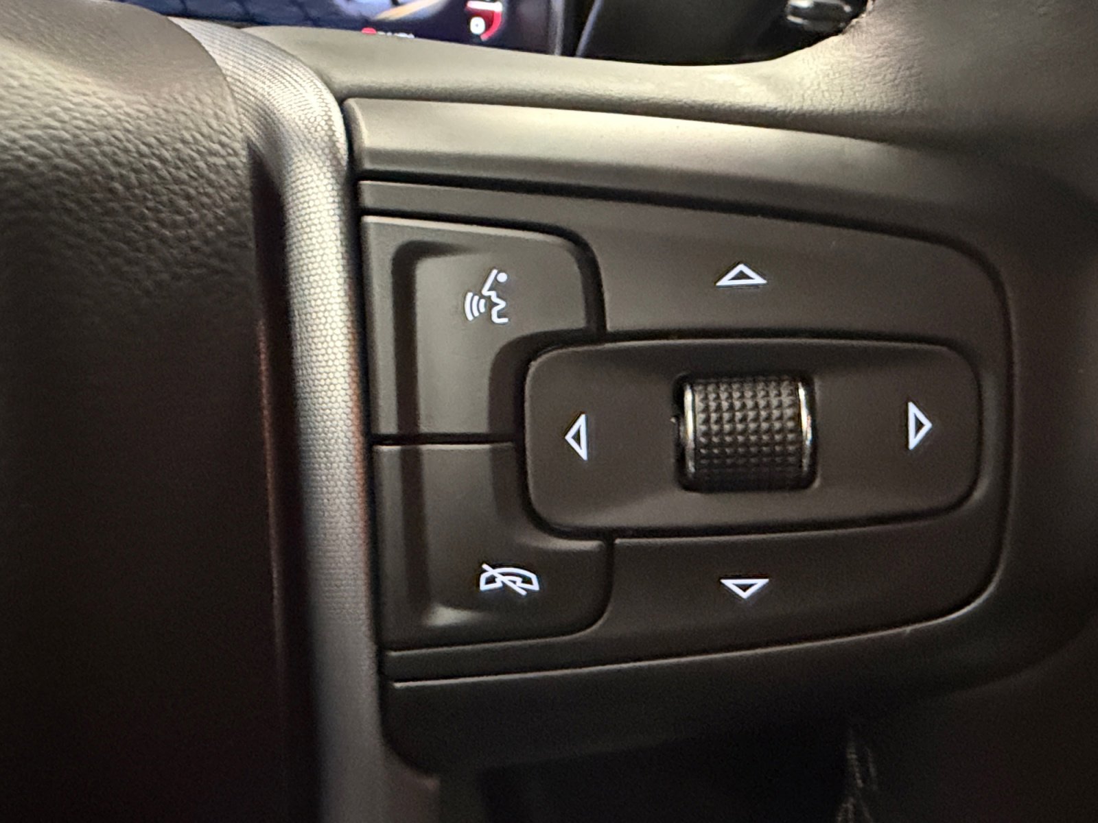 Used 2024 GMC Sierra 1500 Elevation AWD/4WD image 38