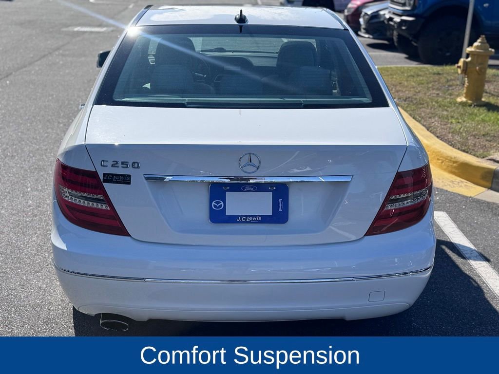 Used 2013 Mercedes-Benz C 250 Sedan image 7