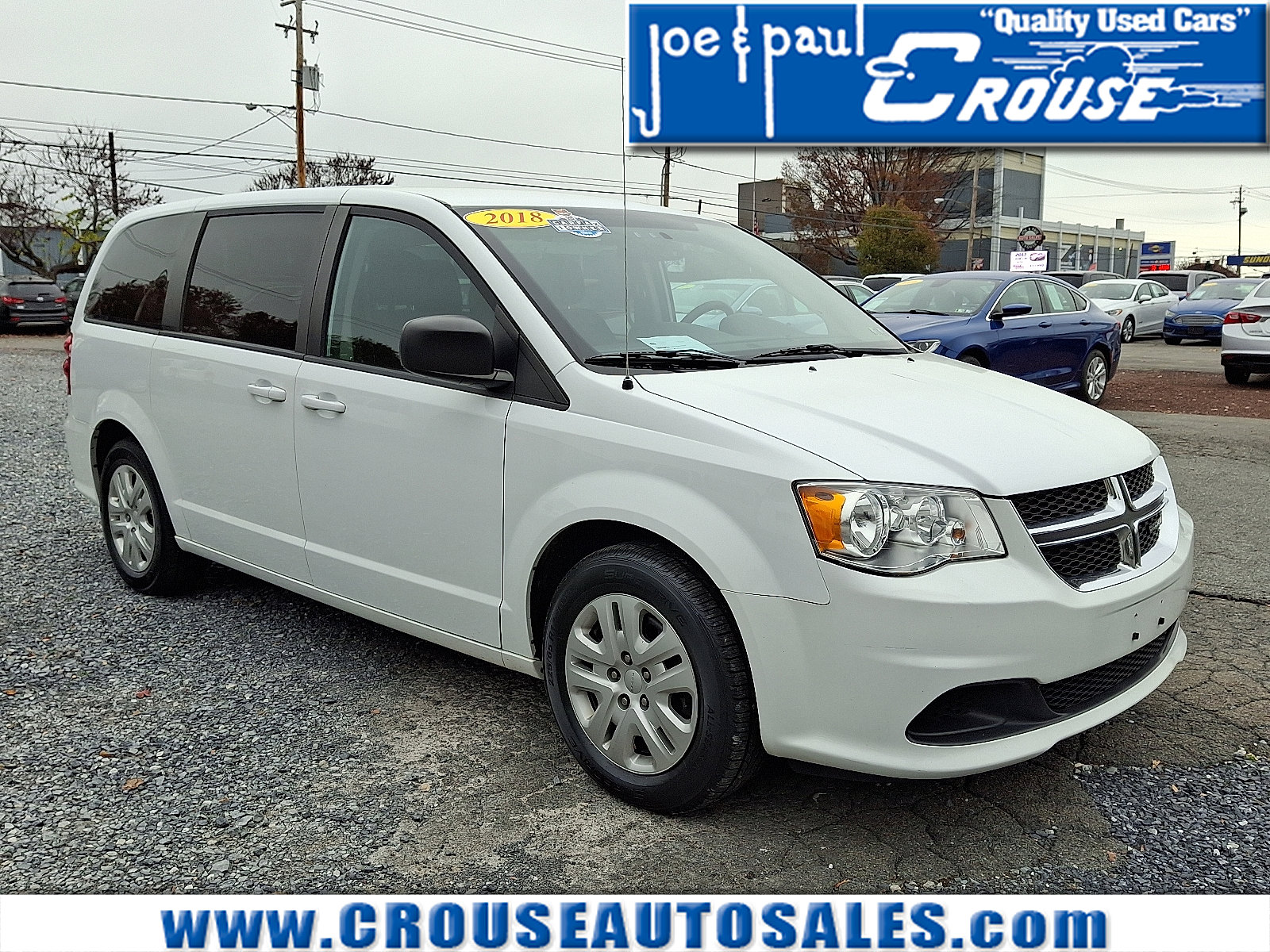 Used 2018 Dodge Grand Caravan SE w/ UConnect Hands-Free Group