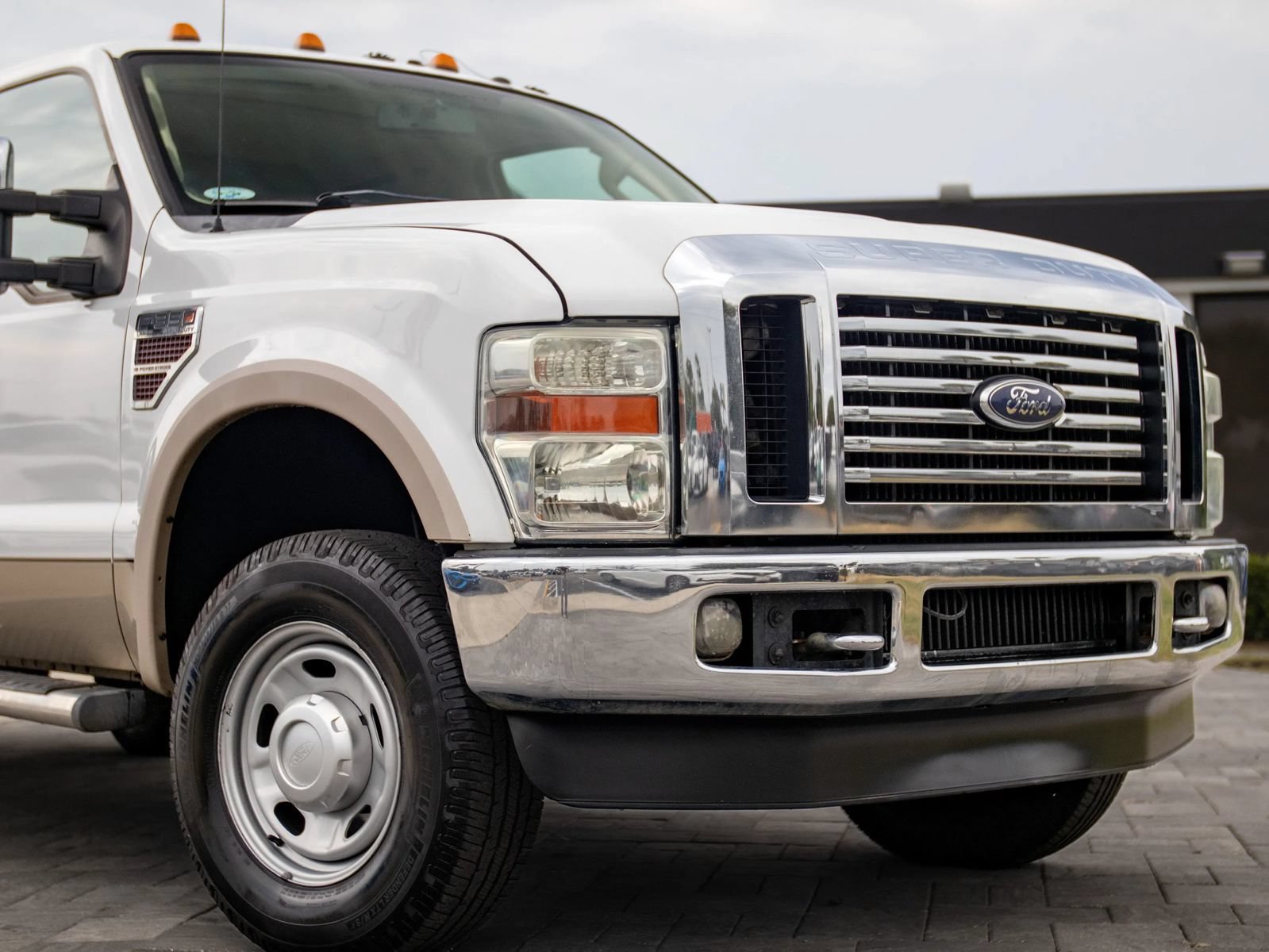 Used 2008 Ford F350 Lariat AWD/4WD image 3