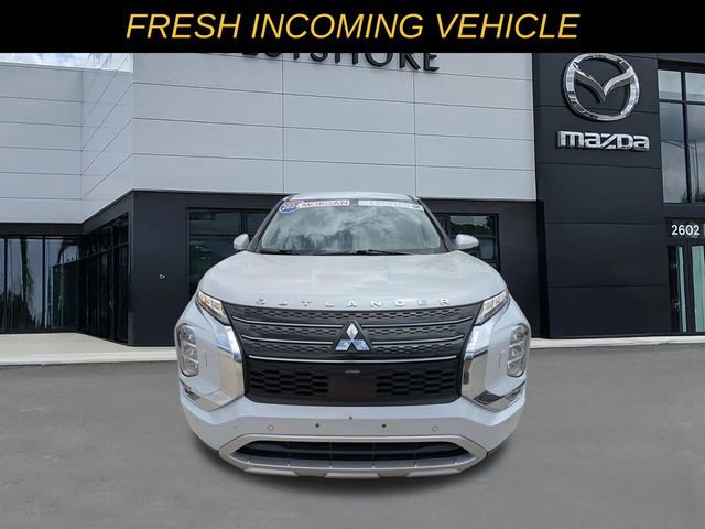 Used 2022 Mitsubishi Outlander SE AWD/4WD image 8