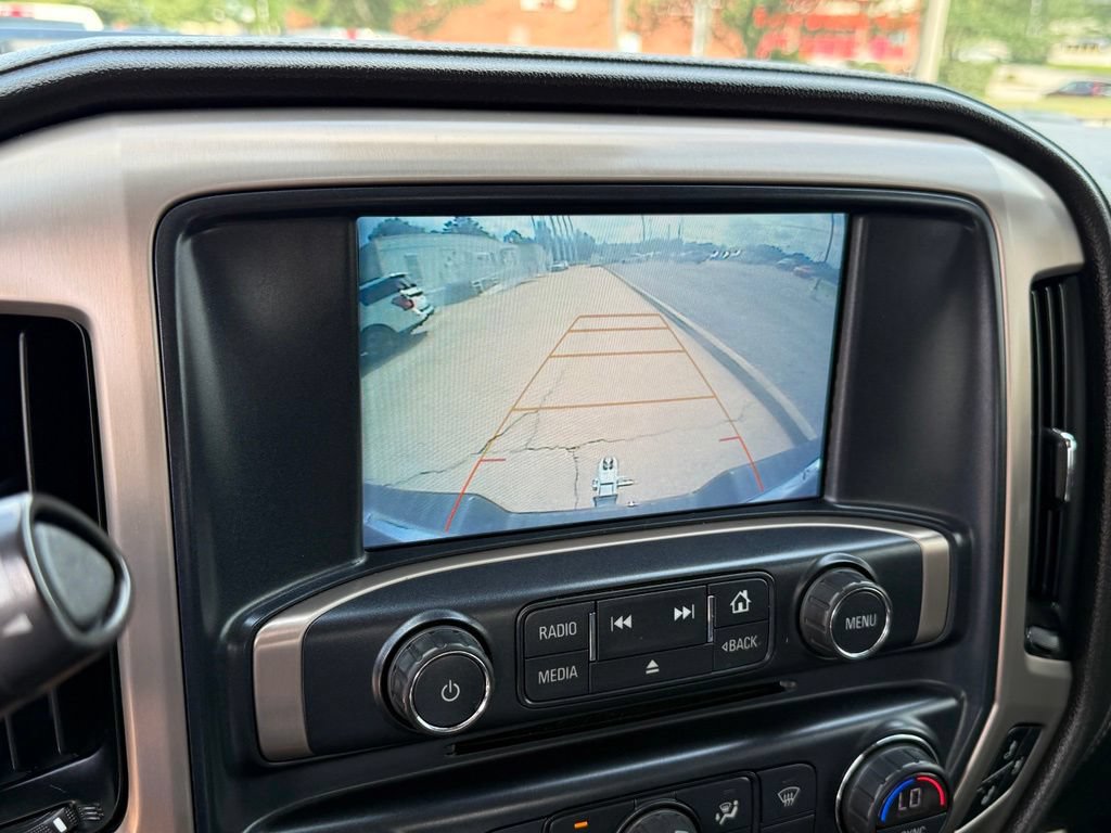 Used 2018 GMC Sierra 2500 Denali w/ Duramax Plus Package AWD/4WD image 23