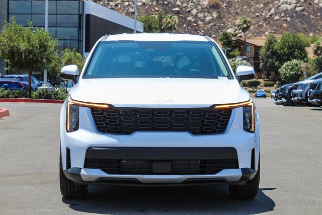 New 2024 Kia Sorento LX image 3