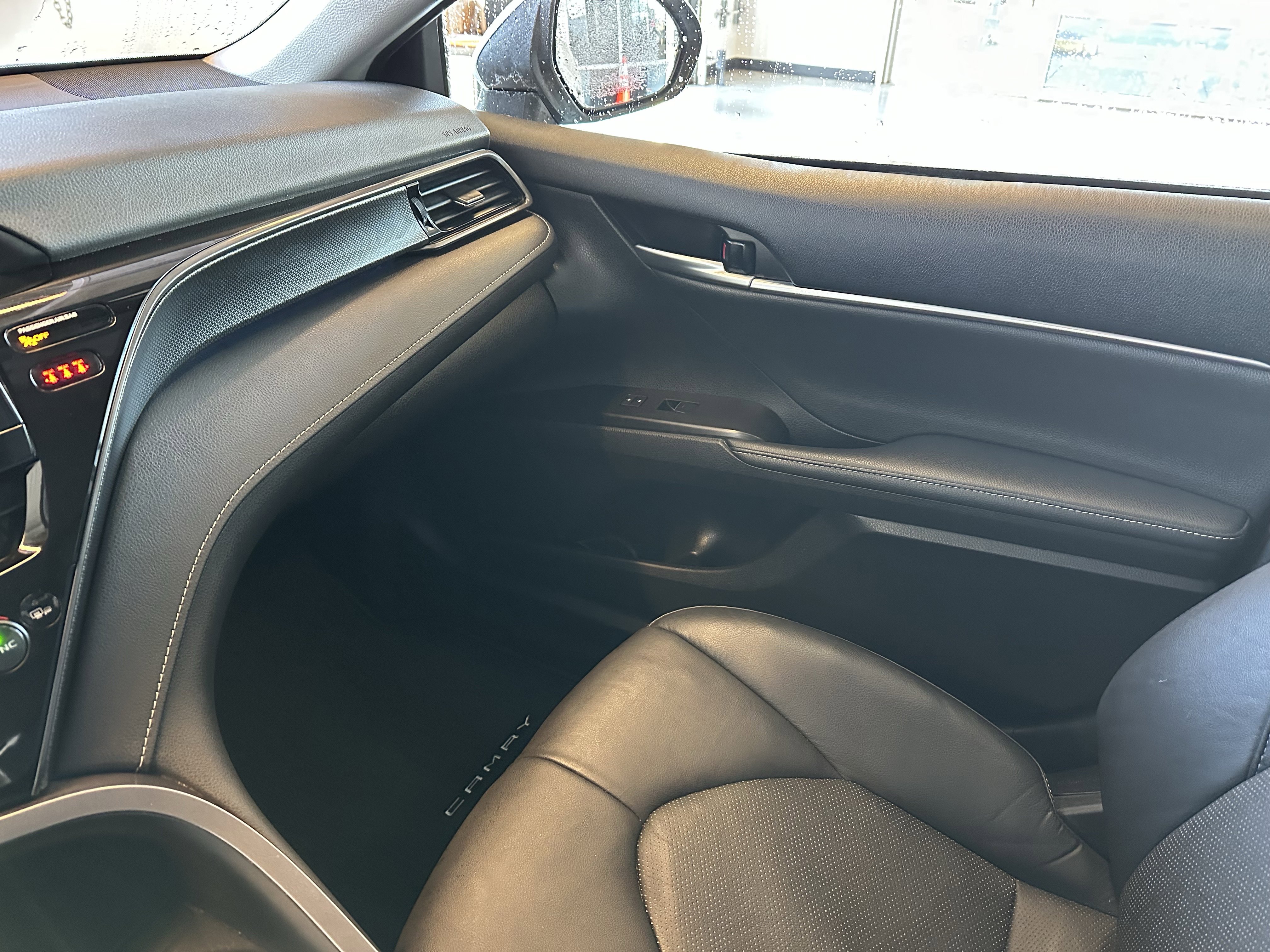 Used 2024 Toyota Camry XSE image 14