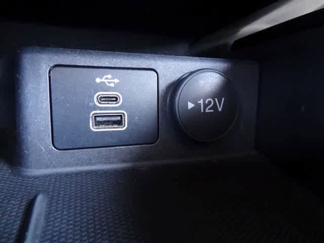 Used 2024 Ford Escape Active AWD/4WD image 33