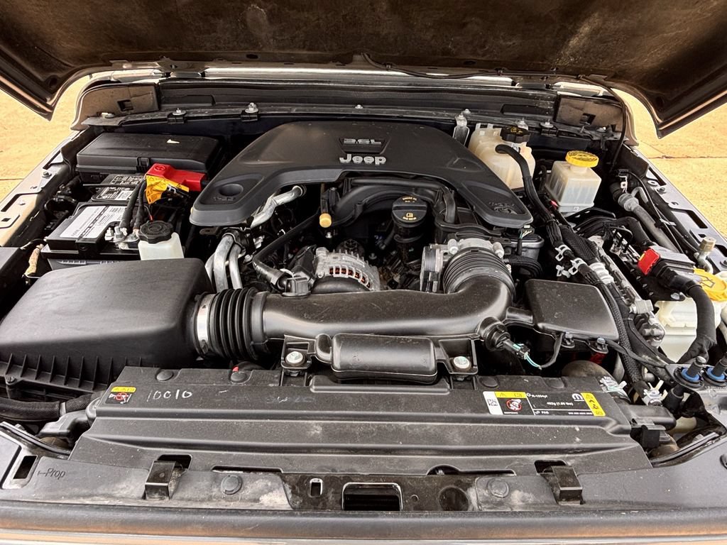 Used 2021 Jeep Gladiator Sport AWD/4WD image 28