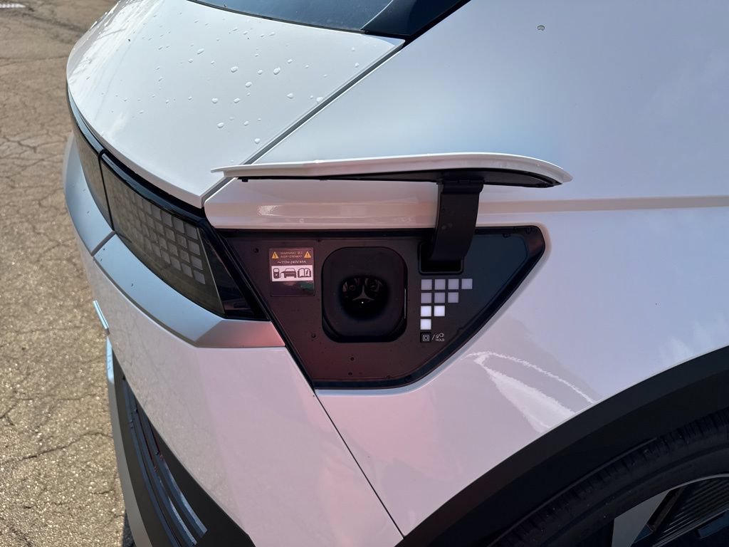 New 2025 Hyundai Ioniq 5 SEL AWD/4WD image 11