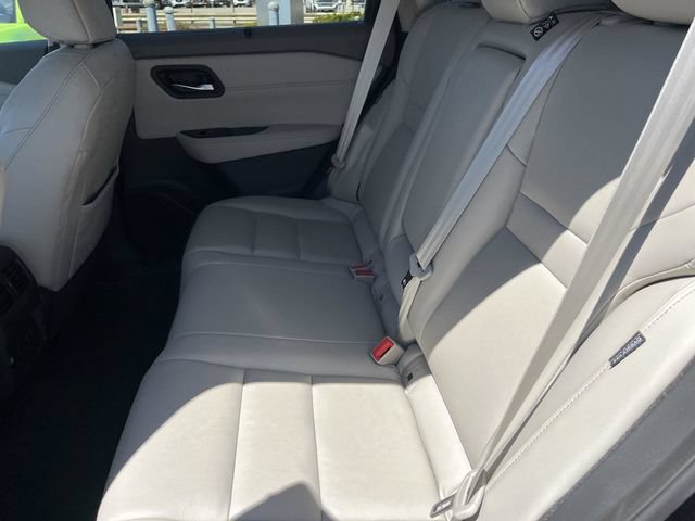 Used 2023 Nissan Rogue SL w/ SL Premium Package AWD/4WD image 12