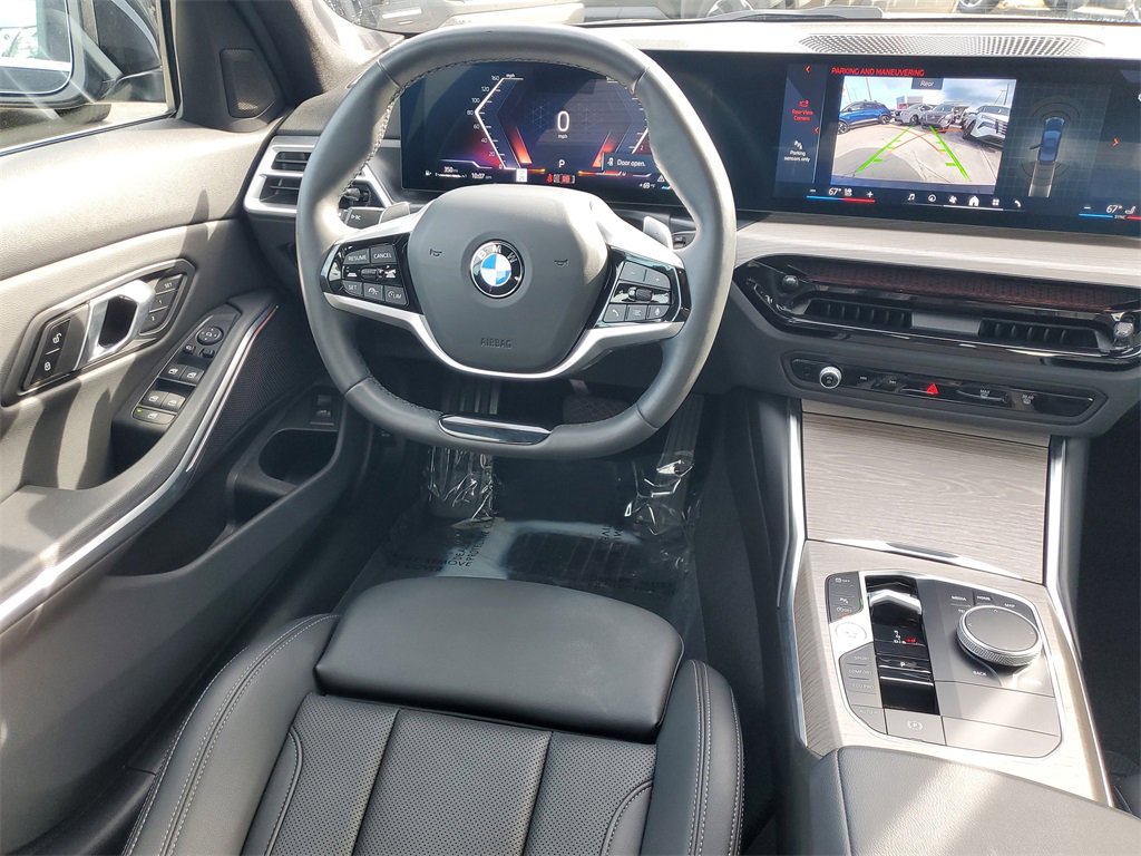 Used 2025 BMW 330i Sedan image 16