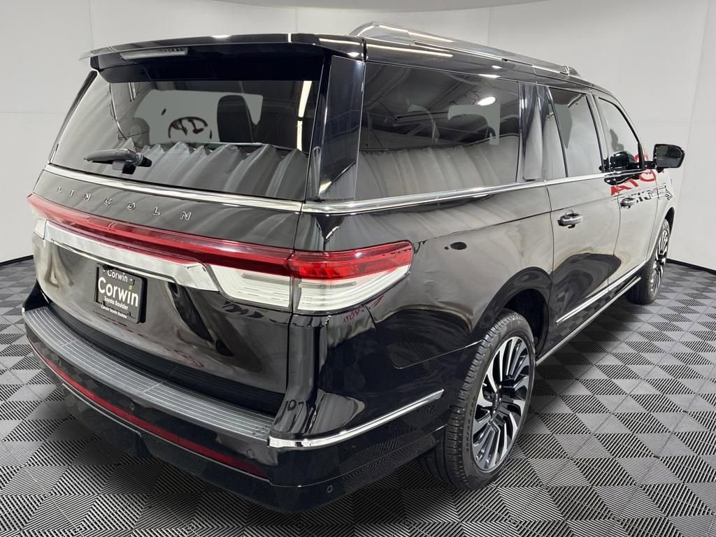 Used 2023 Lincoln Navigator L Black Label AWD/4WD image 7
