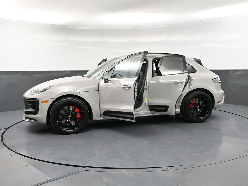 New 2026 Porsche Macan GTS AWD/4WD image 37
