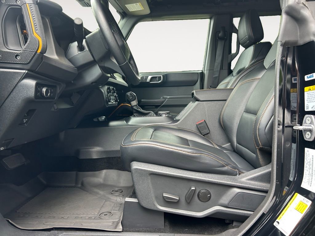 Used 2024 Ford Bronco Badlands image 15
