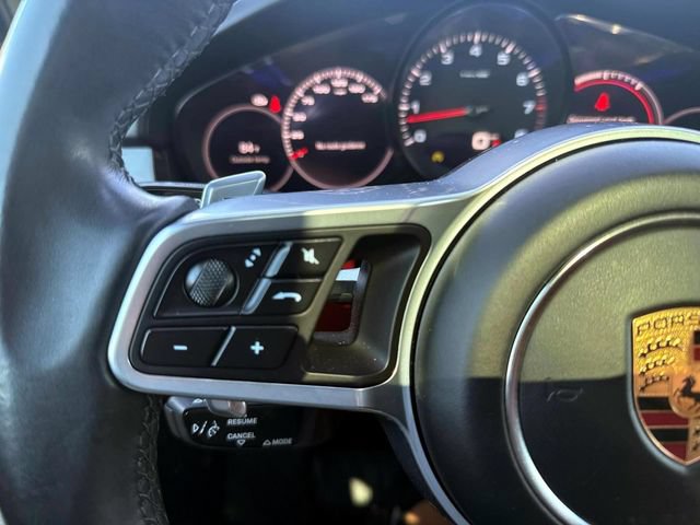 Used 2022 Porsche Cayenne AWD/4WD image 28