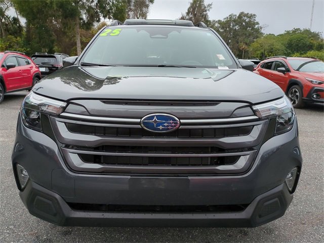 Used 2025 Subaru Forester Premium w/ Convenience Package #1 image 9