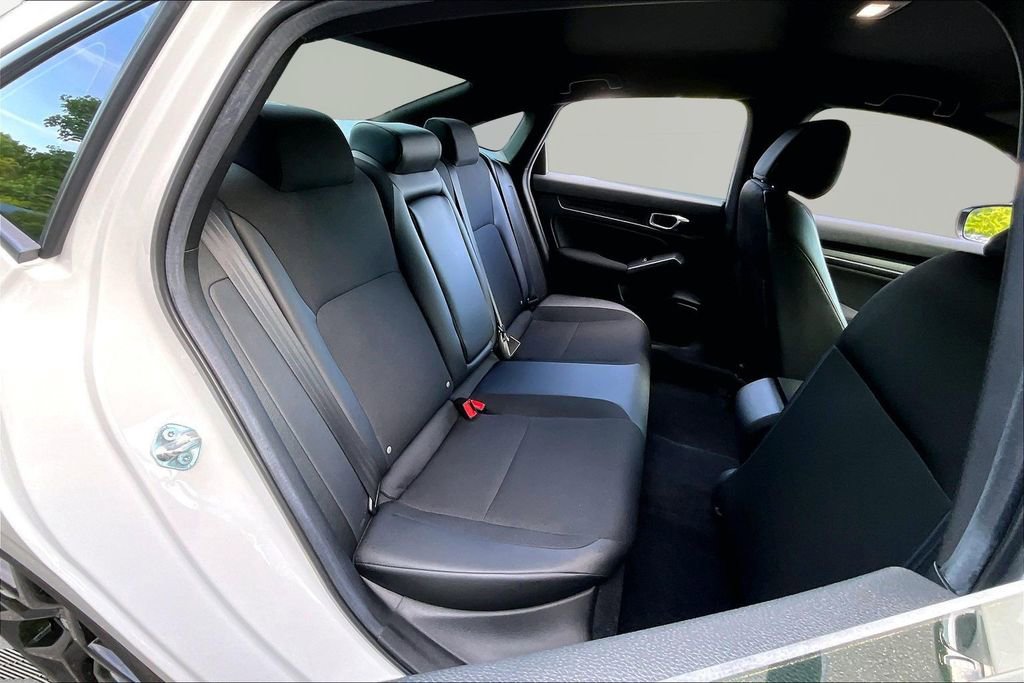 Certified 2025 Honda Civic Sport image 17