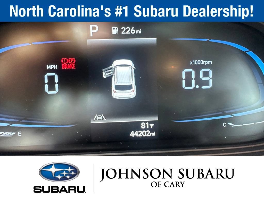 Used 2023 Hyundai Venue Limited w/ Cargo Package FWD image 9