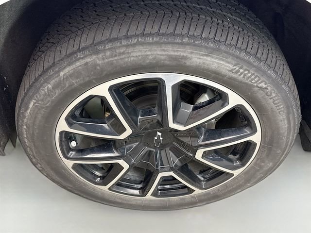 Used 2023 Chevrolet Suburban RST w/ Luxury Package image 37