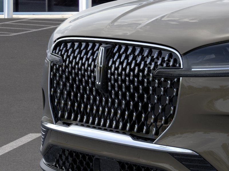 New 2025 Lincoln Aviator AWD image 17