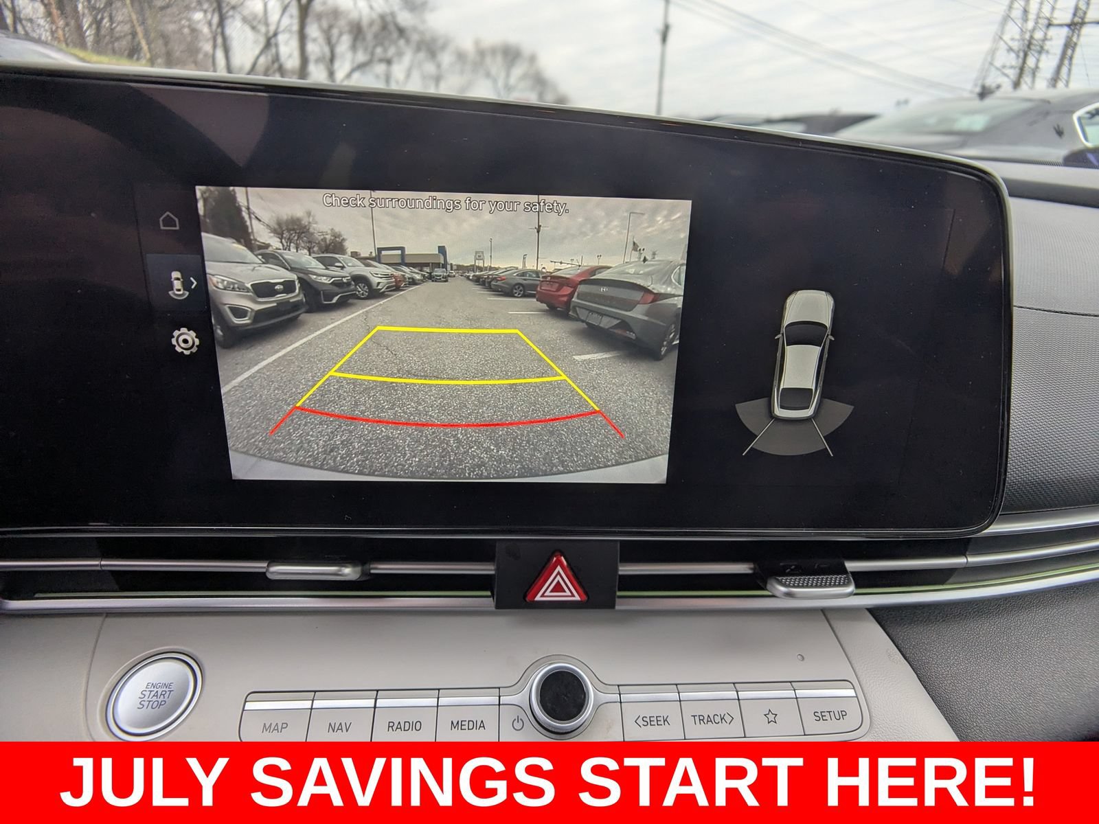 Used 2023 Hyundai Elantra Limited w/ Cargo Package FWD image 31