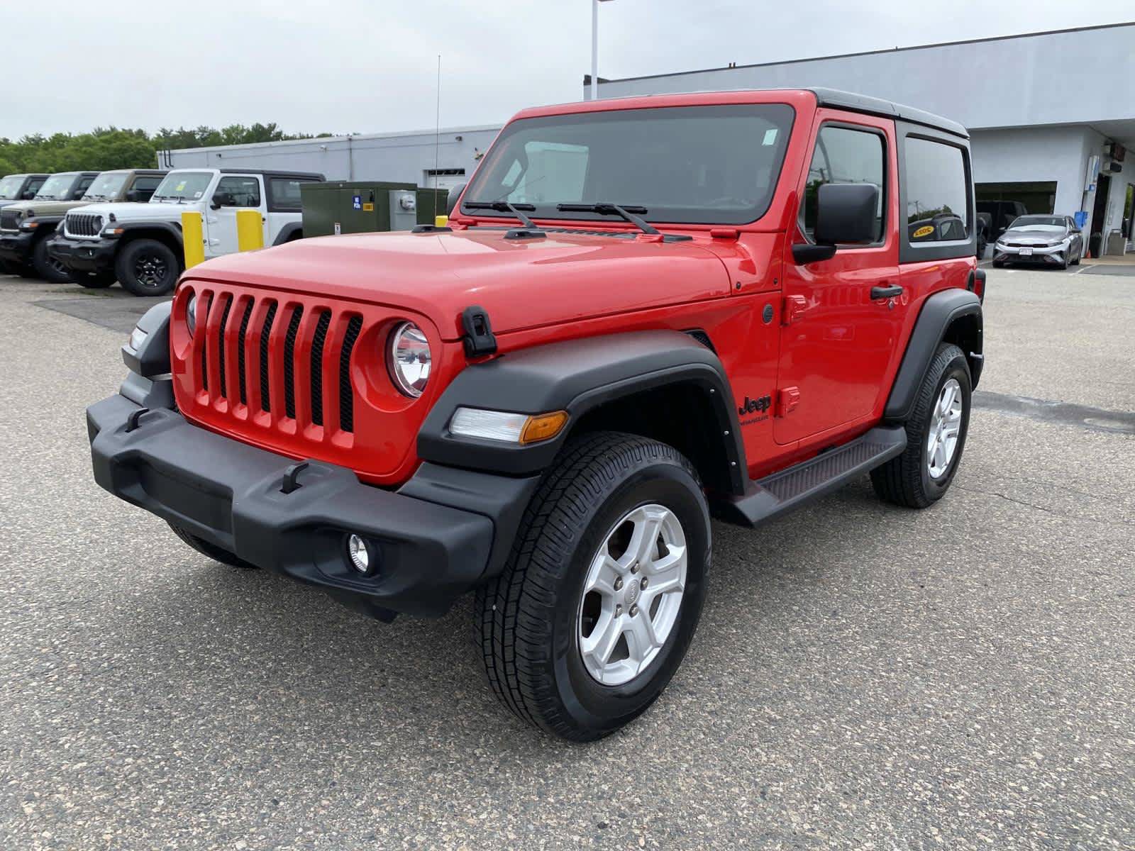 Certified 2022 Jeep Wrangler Sport AWD/4WD image 8