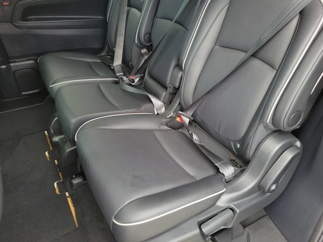 Used 2025 Honda Odyssey Touring image 12