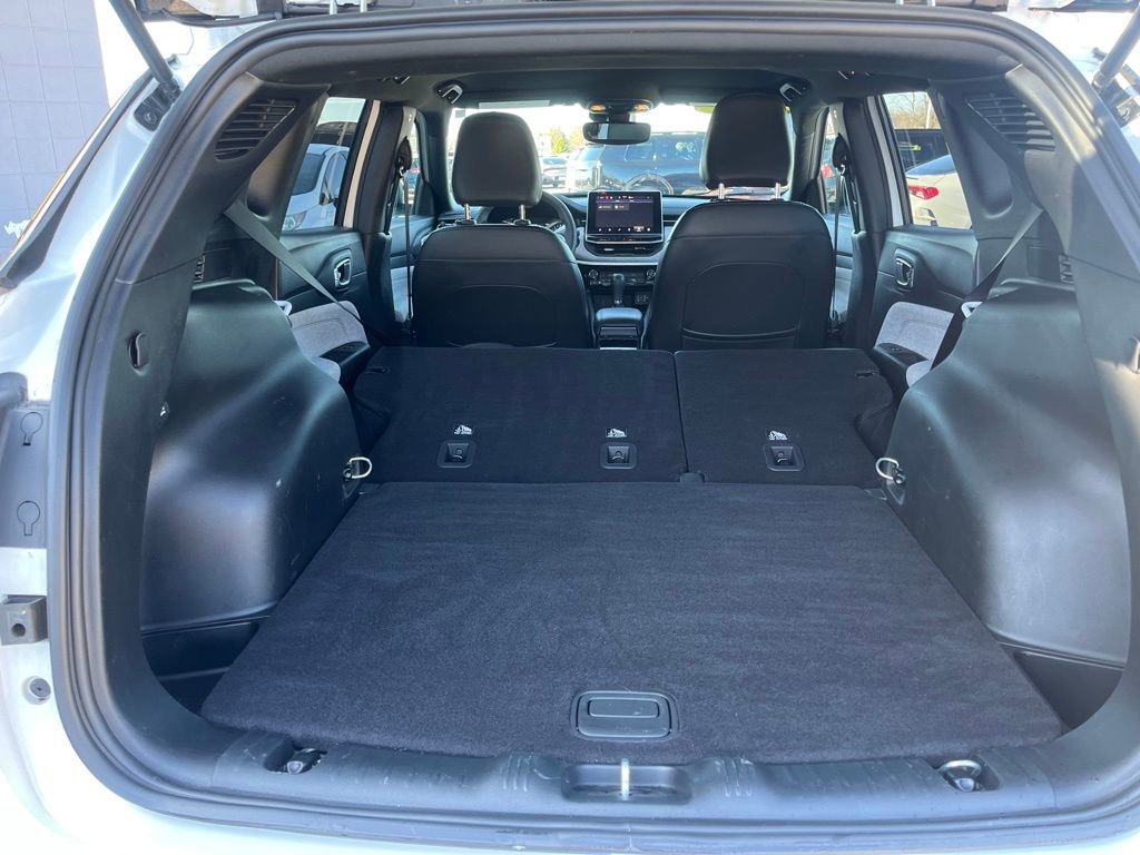 Used 2023 Jeep Compass Latitude image 31