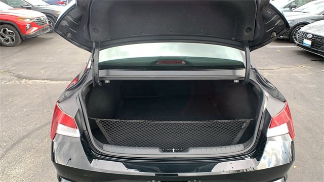 Used 2023 Hyundai Elantra SE image 23