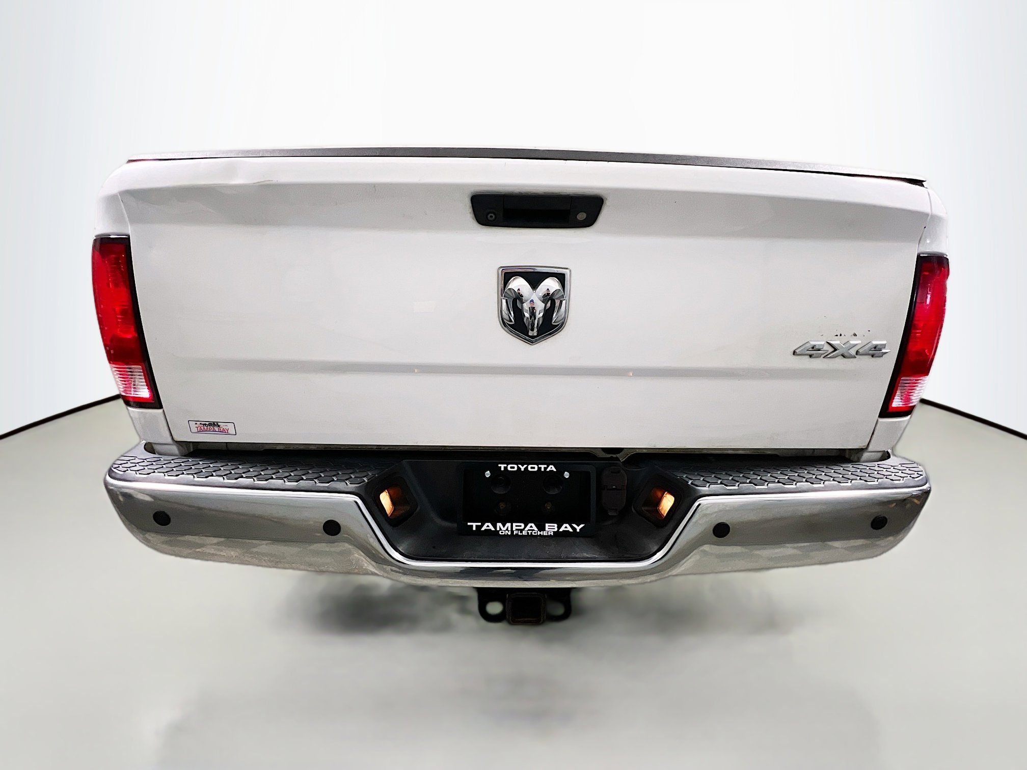 Used 2016 RAM 2500 Tradesman w/ Chrome Appearance Group image 6