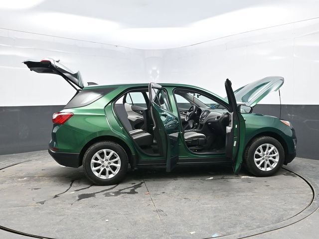 Used 2018 Chevrolet Equinox LS image 46