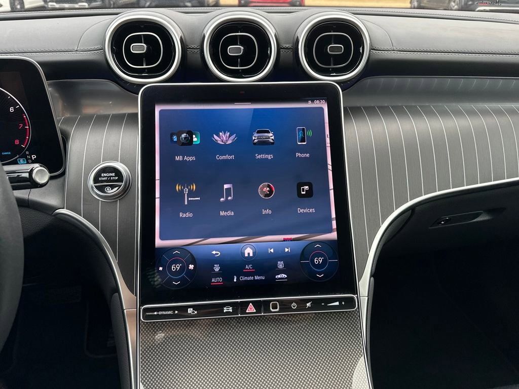 Used 2023 Mercedes-Benz GLC 300 image 6