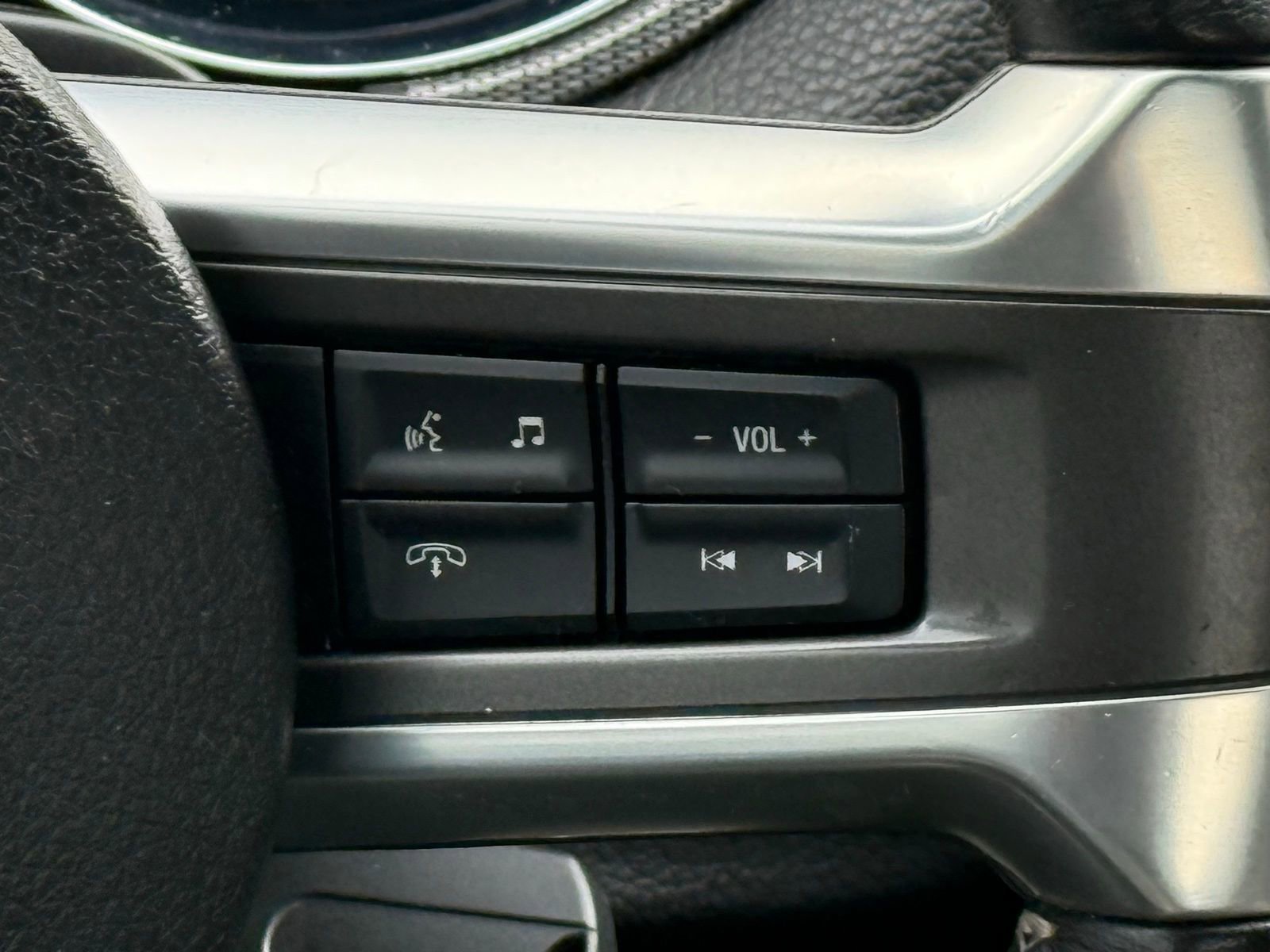 Used 2013 Ford Mustang GT Premium w/ Electronics Pkg image 25