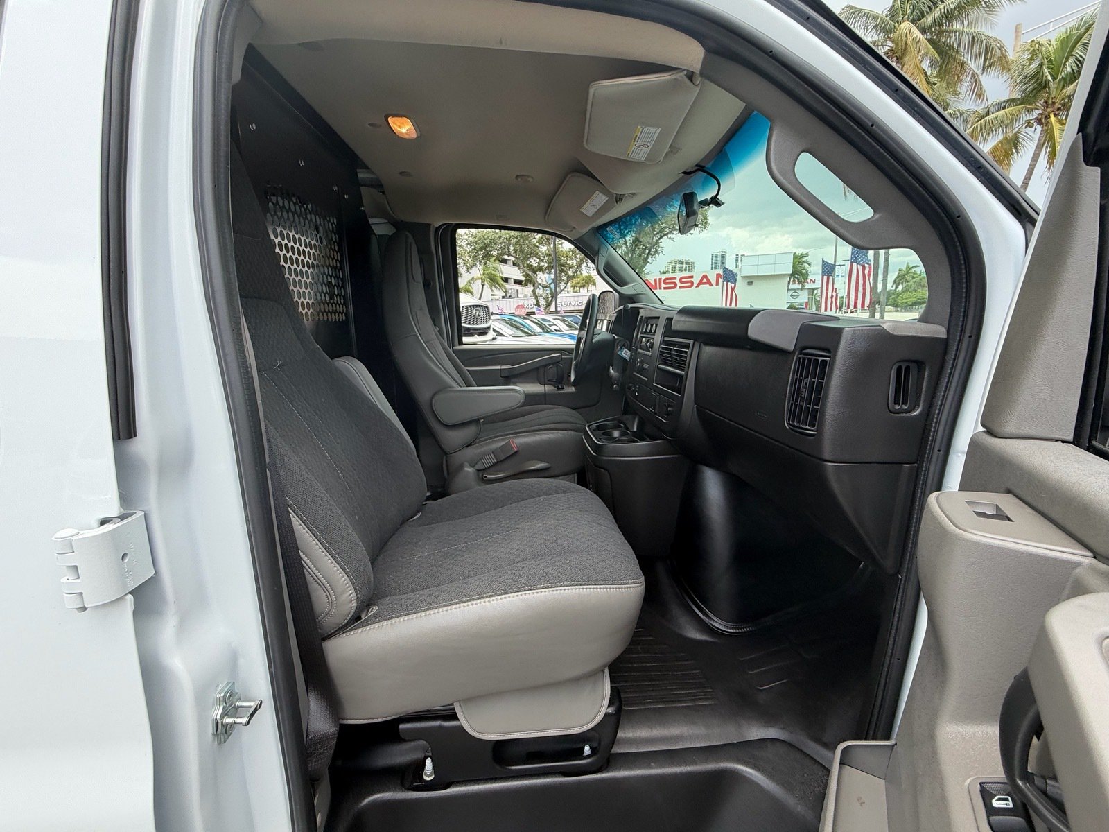 Used 2025 Chevrolet Express 2500 w/ Driver Convenience Package RWD image 11